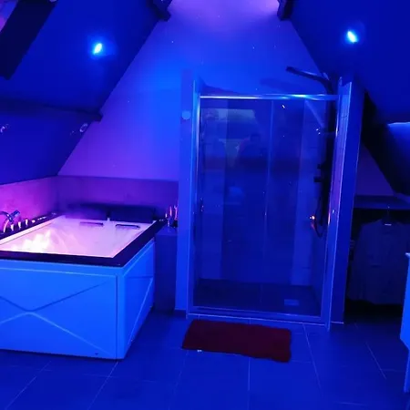 Confort Avec Baignoire Balneo' Apartment